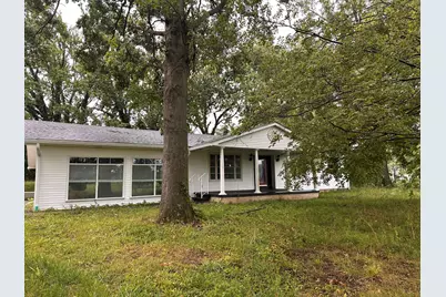380 Golf Course Road, Eldorado, IL 62930 - Photo 2