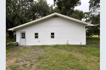 380 Golf Course Road, Eldorado, IL 62930 - Photo 4
