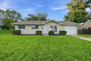 706 Halstead Ave, Romeoville, IL 60446 - Photo 1