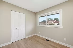 706 Halstead Ave, Romeoville, IL 60446 - Photo 16