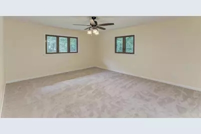 210 S Small Avenue, Kankakee, IL 60901 - Photo 26