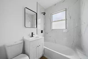 8533 S Rhodes Ave, Chicago, IL 60619 - Photo 4