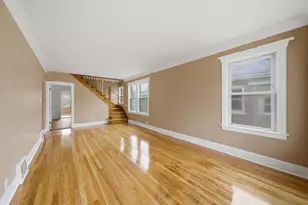 8533 S Rhodes Ave, Chicago, IL 60619 - Photo 2