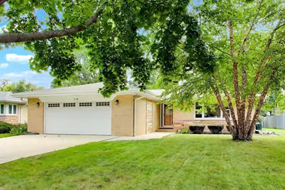 115 S Cedar Avenue, Wood Dale, IL 60191 - Photo 1