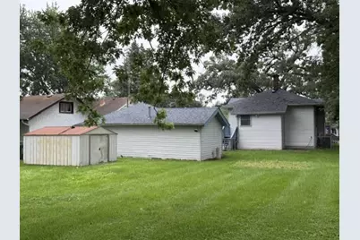 414 W Park Avenue, Round Lake, IL 60073 - Photo 56