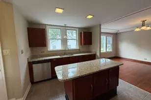 414 W Park Ave, Round Lake, IL 60073 - Photo 18