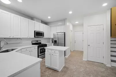 1510 N Waterbury Circle, Palatine, IL 60074 - Photo 10
