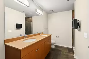 125 S Green St, Chicago, IL 60607 - Photo 14