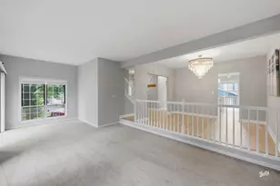 537 W Parkside Dr, Palatine, IL 60067 - Photo 10