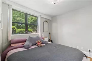 1353 W Fargo Ave, Chicago, IL 60626 - Photo 10