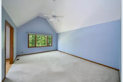 2324 Kalamazoo Drive, Naperville, IL 60565 - Photo 14