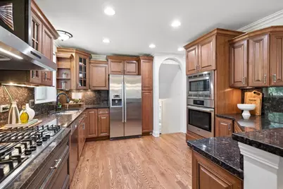 226 Sunset Drive, Wilmette, IL 60091 - Photo 10