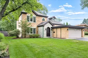 226 Sunset Dr, Wilmette, IL 60091 - Photo 1