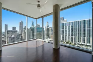 600 N Fairbanks Ct, Chicago, IL 60611 - Photo 4
