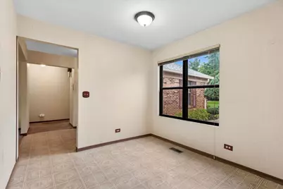 1255 John Drive, Hoffman Estates, IL 60169 - Photo 8