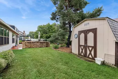1255 John Drive, Hoffman Estates, IL 60169 - Photo 20