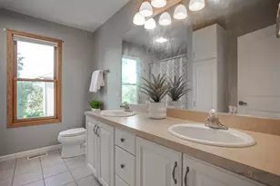 614 Aspen Ct, Antioch, IL 60002 - Photo 18