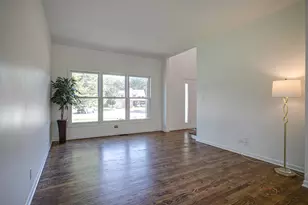 614 Aspen Ct, Antioch, IL 60002 - Photo 4