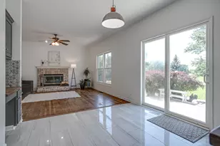 614 Aspen Ct, Antioch, IL 60002 - Photo 10