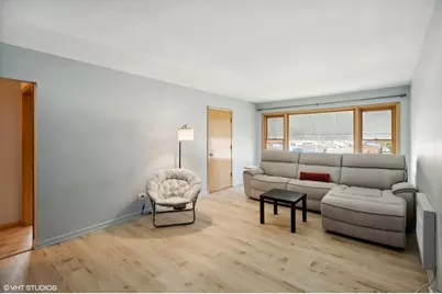 6845 W Leland Avenue, Harwood Heights, IL 60706 - Photo 10