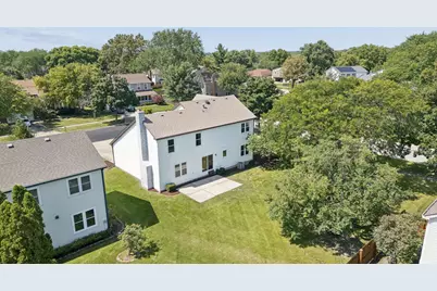 1545 Scottdale Circle, Wheaton, IL 60189 - Photo 2