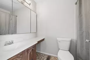 1545 Scottdale Cir, Wheaton, IL 60189 - Photo 20