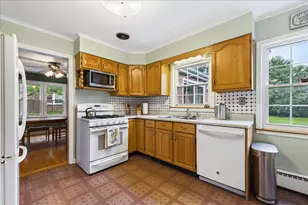 4312 Suffield Ct, Skokie, IL 60076 - Photo 10