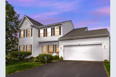 88 Stable Way, Lindenhurst, IL 60046 - Photo 1
