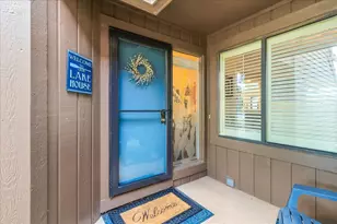 355 Indian Point, Lake Barrington, IL 60010 - Photo 2