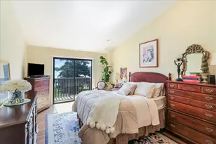 355 Indian Point, Lake Barrington, IL 60010 - Photo 16
