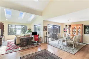 355 Indian Point, Lake Barrington, IL 60010 - Photo 14