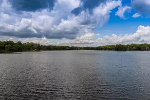 355 Indian Point, Lake Barrington, IL 60010 - Photo 30