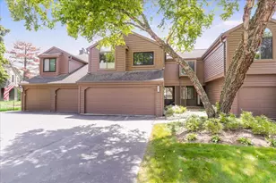 355 Indian Point, Lake Barrington, IL 60010 - Photo 1