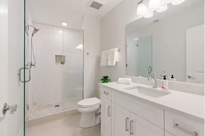 1945 Amberley Court, Lake Forest, IL 60045 - Photo 32