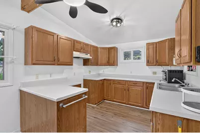 222 N Taylor Street, Marengo, IL 60152 - Photo 12