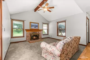 44W043 Fox Wilds Dr, Saint Charles, IL 60175 - Photo 6
