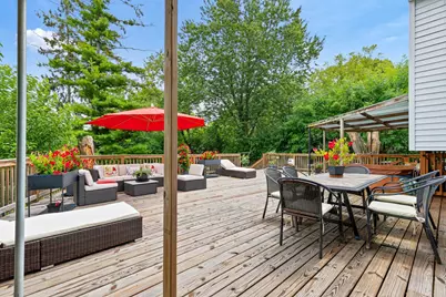 850 Silverwood Court, Lake Zurich, IL 60047 - Photo 2