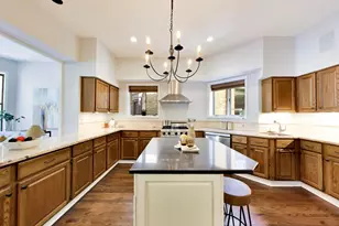 3810 N Fremont St, Chicago, IL 60613 - Photo 8