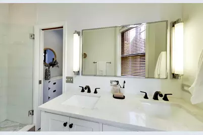 3810 N Fremont Street #2B, Chicago, IL 60613 - Photo 14