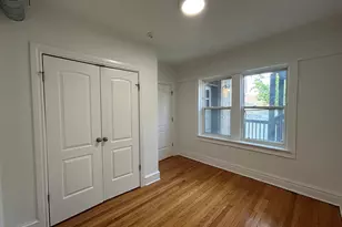 3018 N Karlov Ave, Chicago, IL 60641 - Photo 8