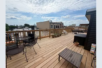 2013 W Concord Place #A, Chicago, IL 60647 - Photo 2