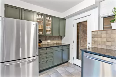 714 W Buena Street #B, Chicago, IL 60613 - Photo 14