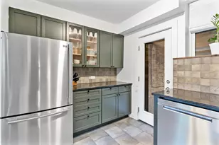 714 W Buena St, Chicago, IL 60613 - Photo 14