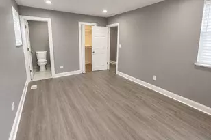 10140 S La Salle St, Chicago, IL 60628 - Photo 12