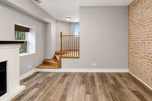 6328 N Bell Ave, Chicago, IL 60659 - Photo 2