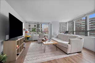 5701 N Sheridan Rd, Chicago, IL 60660 - Photo 2