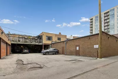 6222 N Broadway Street, Chicago, IL 60660 - Photo 4