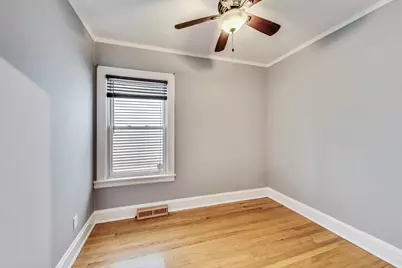 1521 W Nelson Street, Chicago, IL 60657 - Photo 12