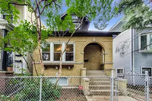 1521 W Nelson St, Chicago, IL 60657 - Photo 1