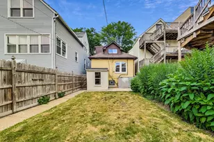 1521 W Nelson St, Chicago, IL 60657 - Photo 22